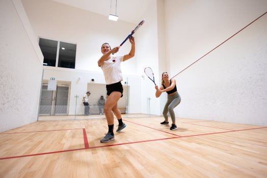Squash entre amies - Sports - Le Board Val Thorens - © Maxime Giraud.jpg