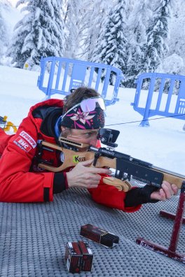 biathlon initiation ESF - Peisey -hiver2025-©infosnews-38.jpg