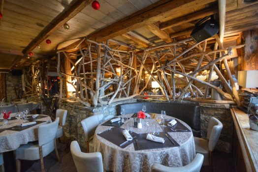 MERIBEL-Coup de fourchette - La Grange-HIVER 2026©infosnews-7.jpg