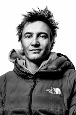 Victor de Le Rue - c Clayton Boyd The North Face.jpg