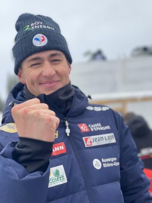 Eric Perrot - photo-2025-03-20-16-00-37-2-67e428db67b52507665380.jpg