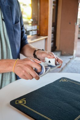 Magicien Robin Bernard-montchavin-été2024-©infosnews-7.jpg