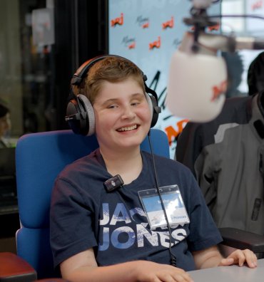 2025 Mahé 13 ans animateur radio.jpg