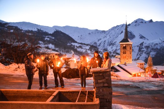 Visite aux flambeaux - Saint-Martin-de-Belleville - HIVER 2023 ©Infosnews-24.jpg