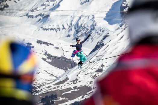 16-Surf-Highline-LesArcs©ManuReyboz .jpg