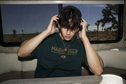 Petit Biscuit - photo Road trip 2025 ©️ Thomas Aulagner_5.jpg