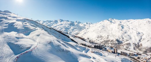 Vue_sur_la_station_et_la_piste_de_luge-Vincent_LOTTENBERG-27355.JPG
