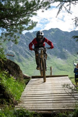 SUPER8_-_Super_Enduro_Kids-JNJ_Photo-La_Plagne-32154.JPG