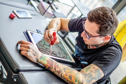 White Ink Tattoo Show Courchevel Le Praz Hiver-2018 illustration © Infosnews-10.jpg
