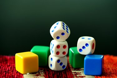 dice-6963527_1920.jpg