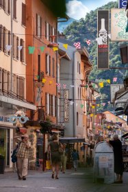 20230713-grande-rue-commerces-moutiers-ete-laurie-jacquin.jpeg