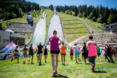 1- red-bull-400-pente-raide-trail-course.jpg