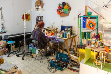 Bourg-Saint-Maurice-Franck Reinhardt-Artiste plasticien-La Friche-HIVER 2026©infosnews-4.jpg