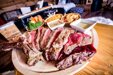 CDF-La haut-Menuires- Hiver-2019 côte de bœuf et ses légumes © Infosnews-9.jpg